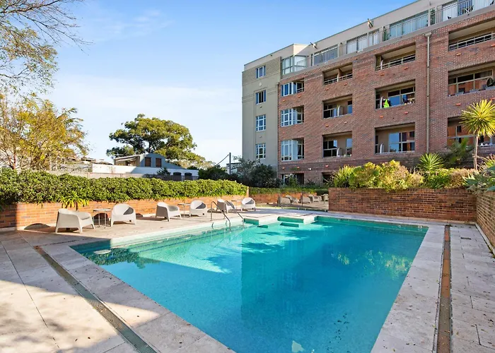 Stylish Studio In The Heart Of Newtown With Pool