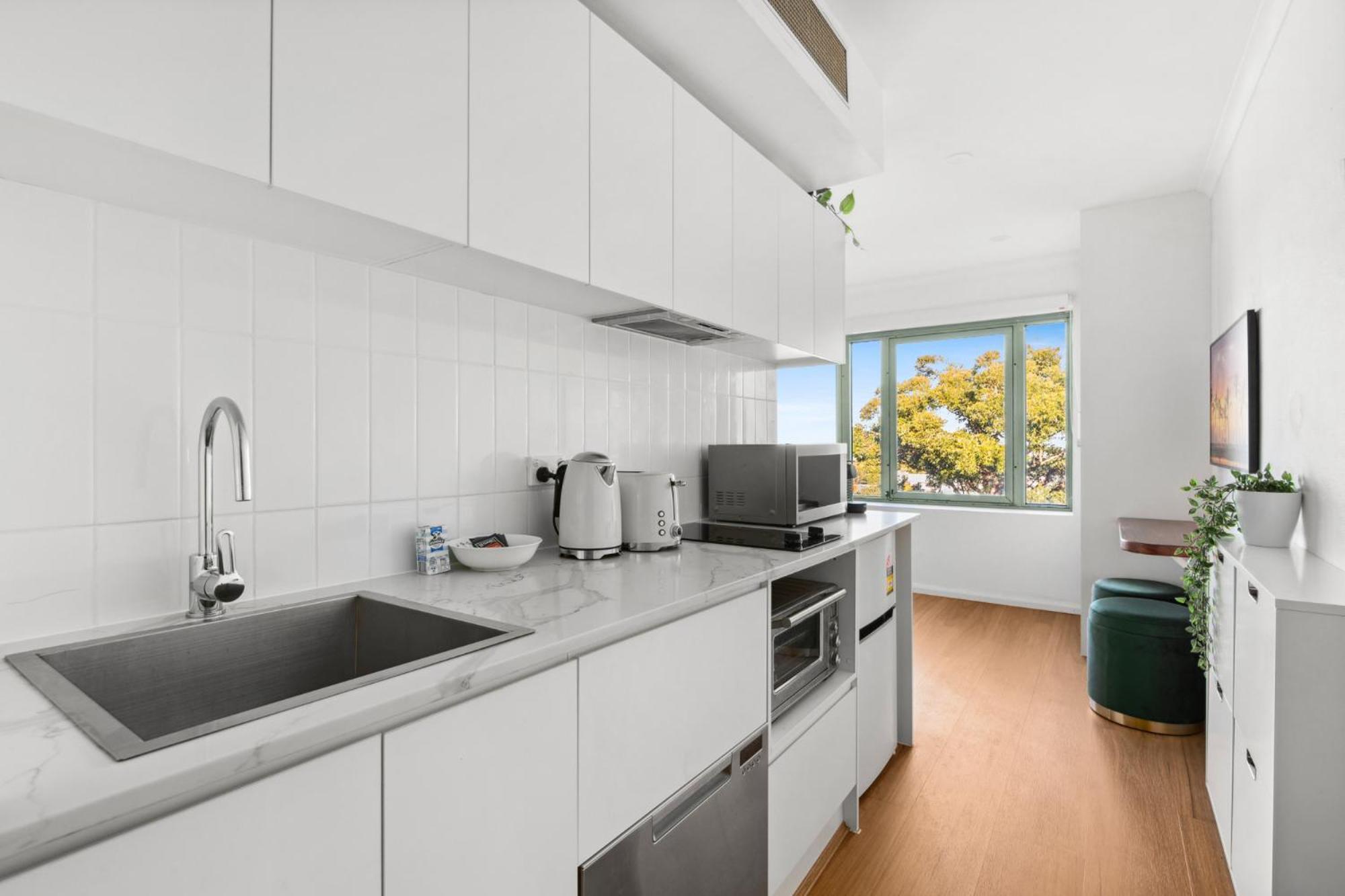 Stylish In The Heart Of Newtown With Pool * Sydney